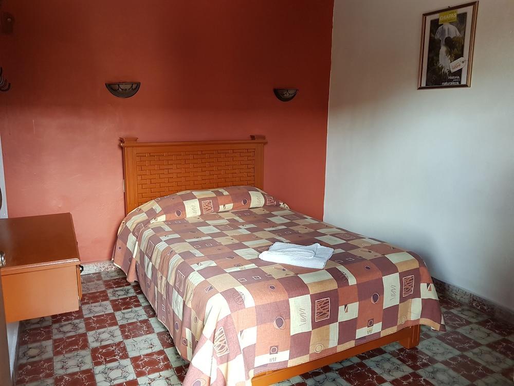 Hotel Clasico Colonial Comitan de Dominguez Kültér fotó